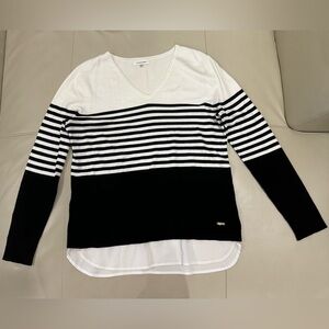 Calvin Klein Cream Stripe V-Neck Pullover Top